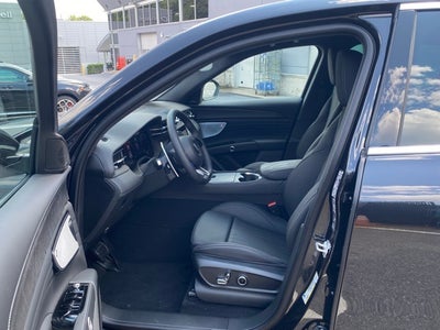 2025 Maserati Grecale Base