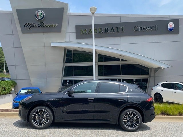 2025 Maserati Grecale Base