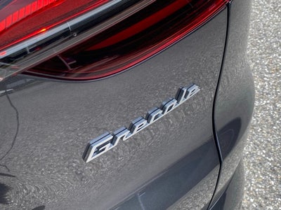 2025 Maserati Grecale Base