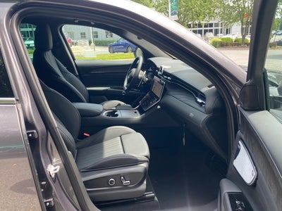 2025 Maserati Grecale Base