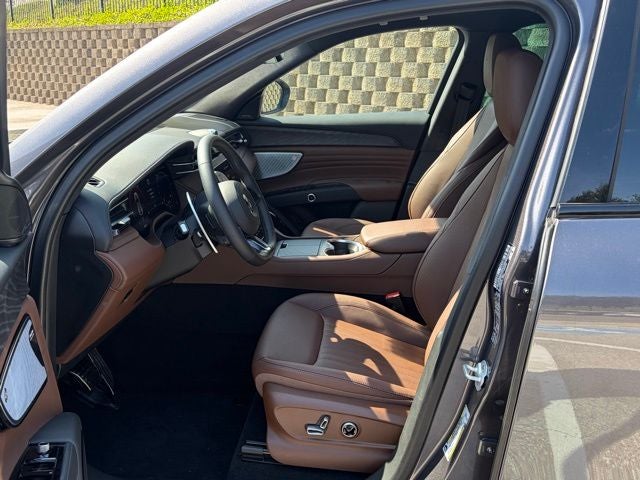 2026 Maserati Grecale Modena