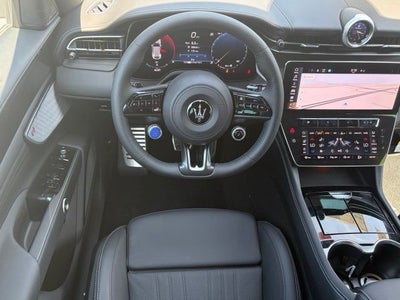 2026 Maserati Grecale Modena
