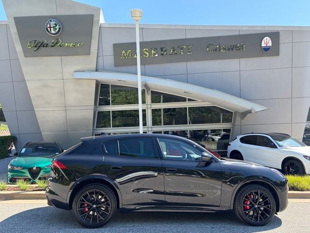 2026 Maserati Grecale Modena