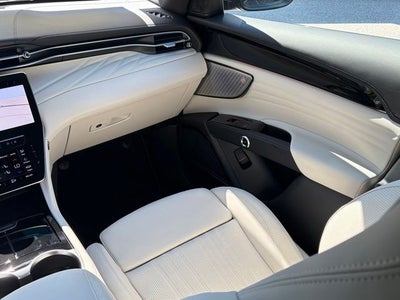 2026 Maserati Grecale Modena